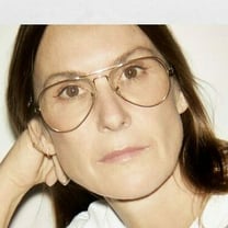 「カルヴェン」新クリエイティブディレクター発表、元ラコステのルイーズ・トロッターが就任