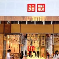 早报 | 优衣库日本8月销售额大涨近30%；森马服饰涉嫌侵权少林寺