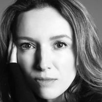 Clare Waight Keller ve Givenchy Yollarını Ayırdı