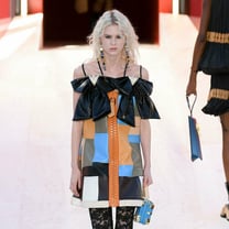 Apple остается самым дорогим брендом в мире, Vuitton и Dior – самые дорогие среди люксовых брендов