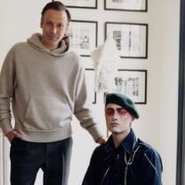 Le groupe anglais Tomorrow investit dans Charles Jeffrey Loverboy