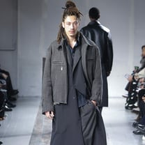 Parigi menswear, giovedì: Yohji Yamamoto e Dries Van Noten