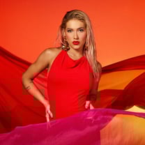 Shein lança collab com Virgínia