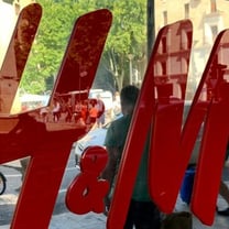 H&M streicht in Spanien einen Fünftel der Verkaufsstellen und 588 Arbeitsplätze