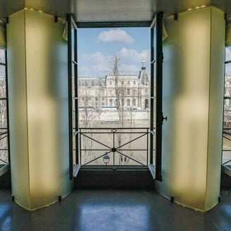 Karl Lagerfeld's Paris flat sold for €10 million