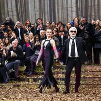 Semana da Moda de Paris em luto por Karl Lagerfeld