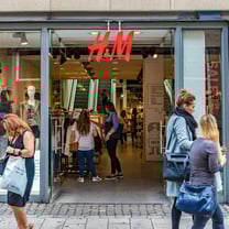 H&M tire les bénéfices d'une gestion serrée au premier trimestre