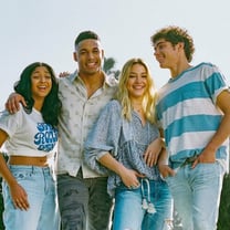 American Eagle Outfitters lifts revenue forecast on steady demand