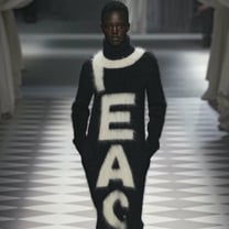 Appiolaza debuts at Moschino with a humorous homage