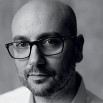 Francesco Fucci nommé directeur artistique de la femme Theory