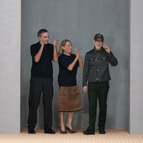 Группа Prada проводит реорганизацию и назначает дизайн-директоров Prada и Miu Miu